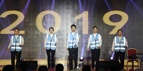 10-02、管理公司情景劇《中國夢 三箭夢》.jpg