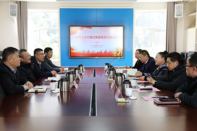 全國人大代表主動征集意見，發(fā)揮代表作用